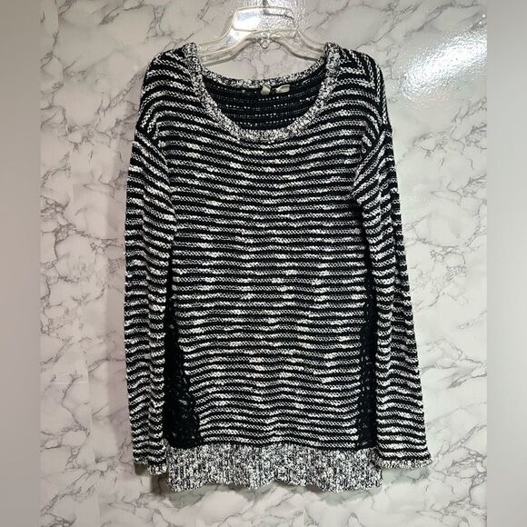 Moth Sweaters - Moth Anthropologie Tunic Sweater Sz S Black White Marled Lace Detail Wool Blend